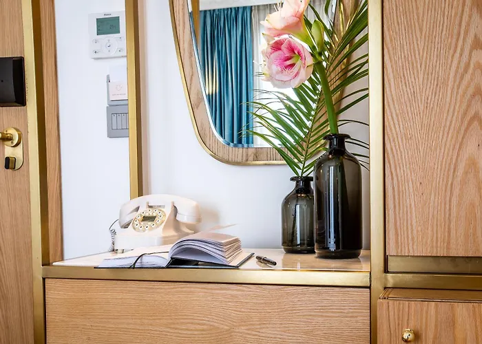 Hotel Rose Bourbon 3*