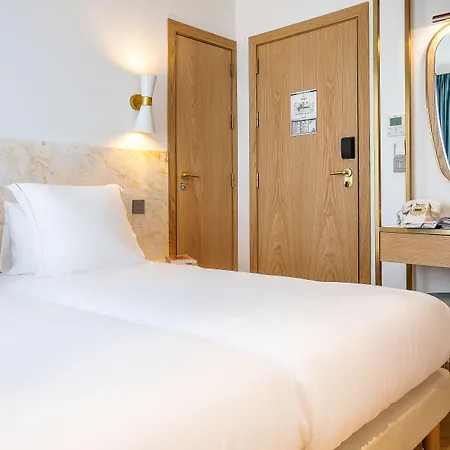 Rose Bourbon Hotel 3*