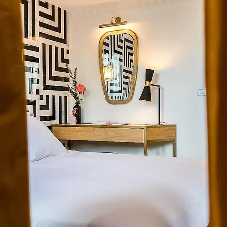 Rose Bourbon Hotel 3*