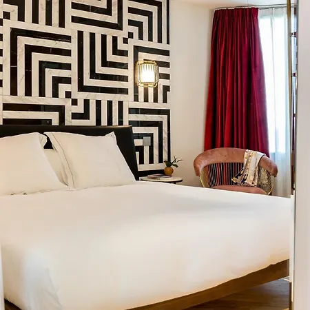 Rose Bourbon Otel Paris
