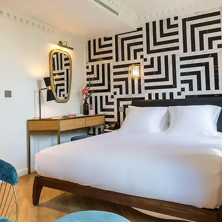 Rose Bourbon Hotel 3*